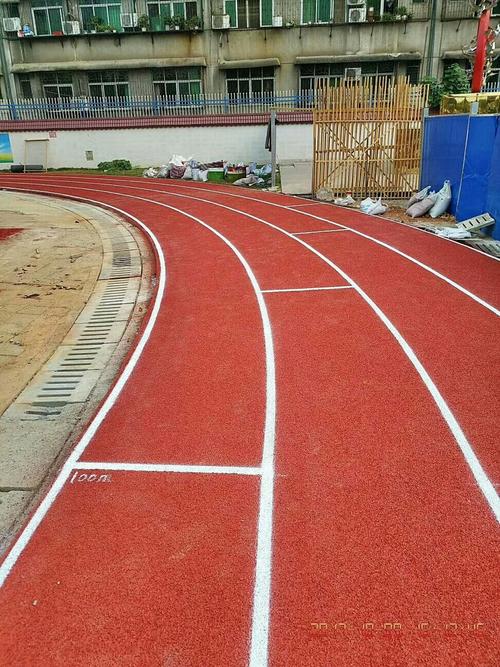 广东省透气型,混合型,复合型塑胶跑道材料和跑道专业施工维护